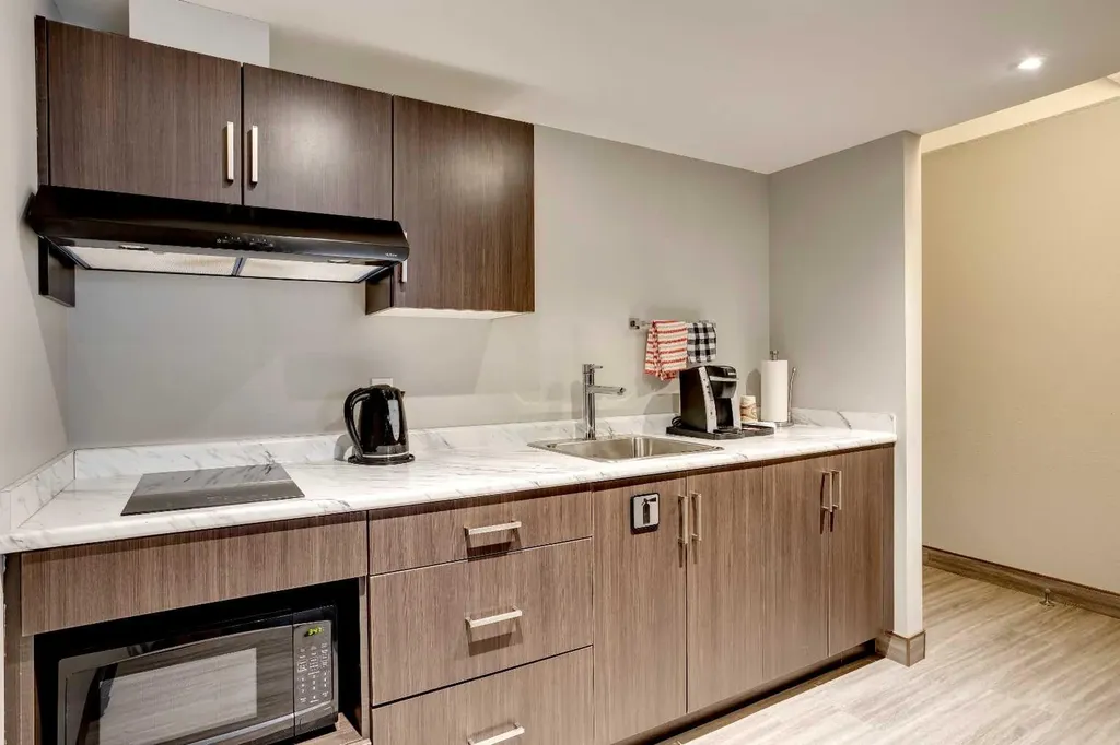 8538 Franklin Avenue Fort Mcmurray AB T9H 2J3