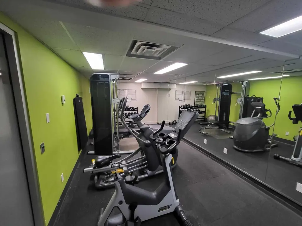 355 18 Avenue SW Calgary AB T2S 2S4
