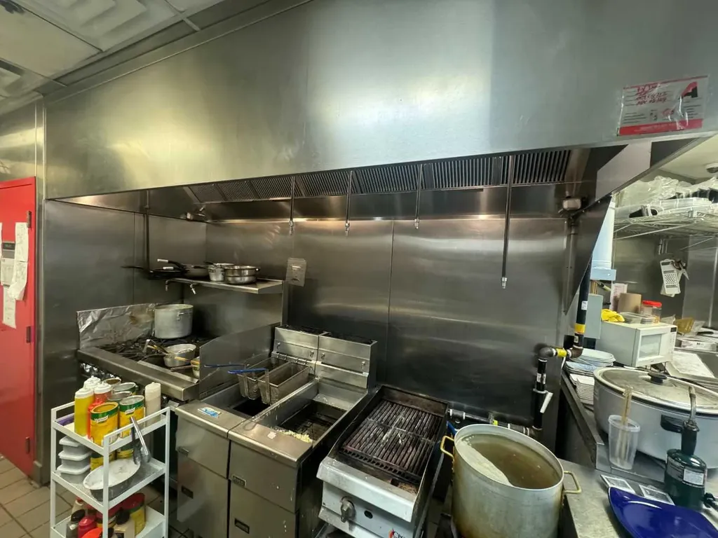 355 18 Avenue SW Calgary AB T2S 2S4