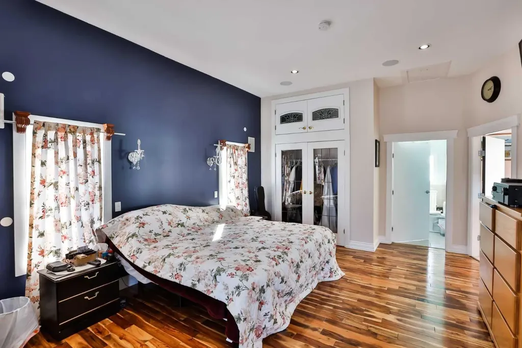 328 Railway Avenue Travers AB T0L 1G0