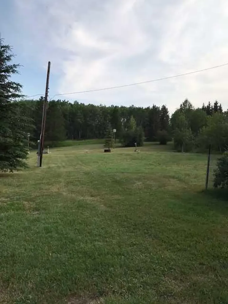 25204 Township Road 364 Township Rural Red Deer County AB T0M1R0
