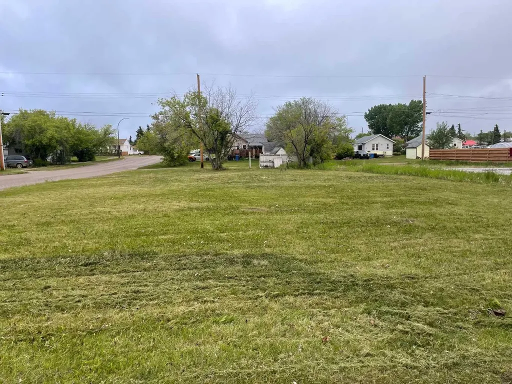 11132 105 Avenue E Fairview AB T0H 1L0