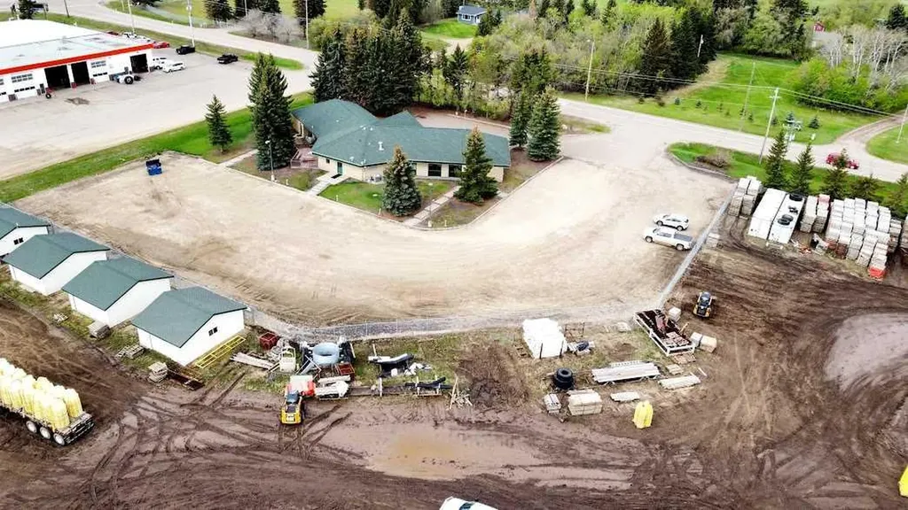 4510 50 Street S Sedgewick AB T0B 4C0