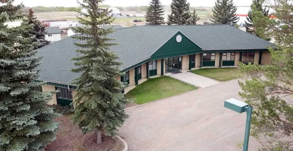4510 50 Street S Sedgewick AB T0B 4C0
