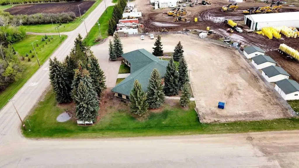 4510 50 Street S Sedgewick AB T0B 4C0