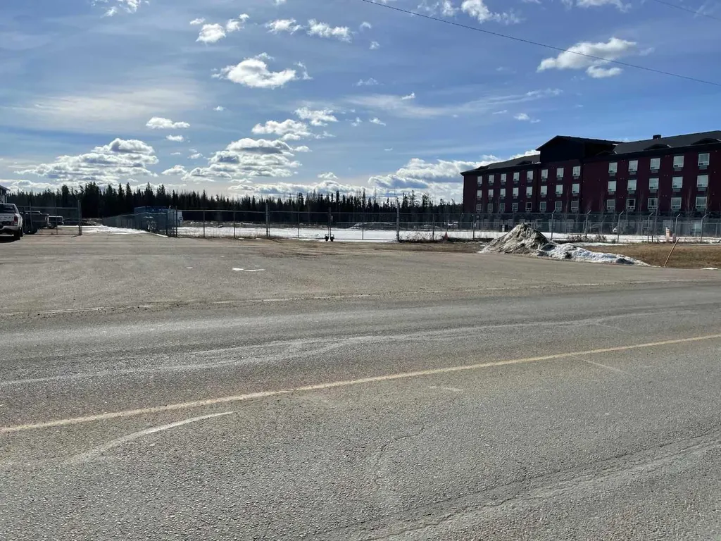 3325 33 Street Whitecourt AB T7S1P1