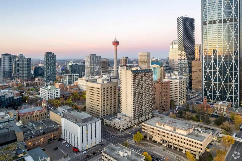 221 6 Avenue SE Calgary AB T2G 4Z9
