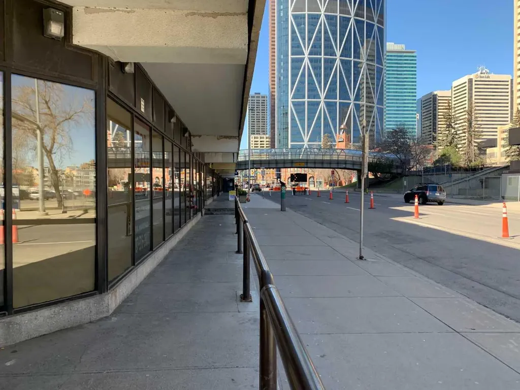 221 6 Avenue SE Calgary AB T2G 4Z9