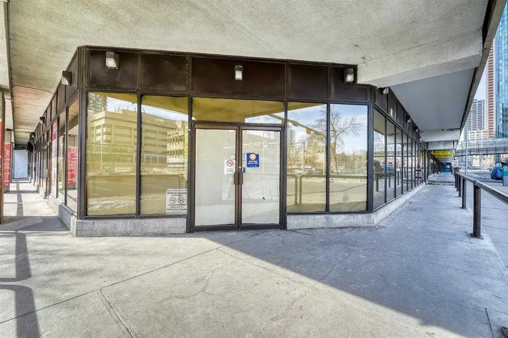 221 6 Avenue SE Calgary AB T2G 4Z9