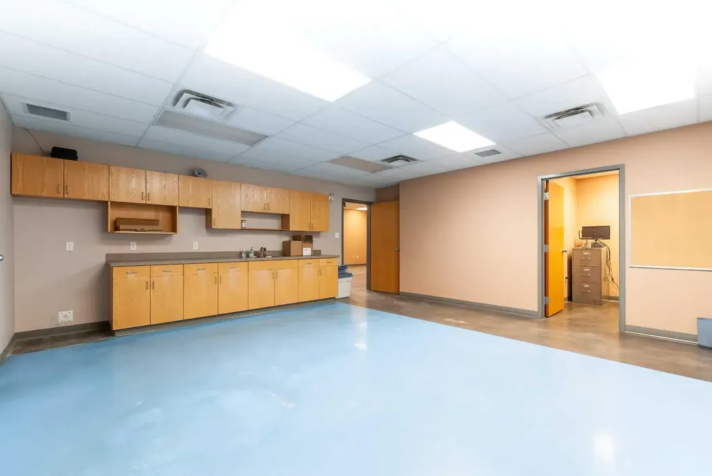 662 16 Street SW Medicine Hat AB T1A 4X1