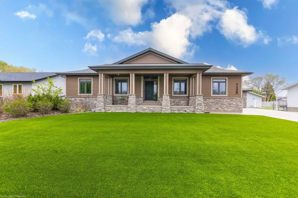 1125 16 Street Wainwright AB T9W 1E5