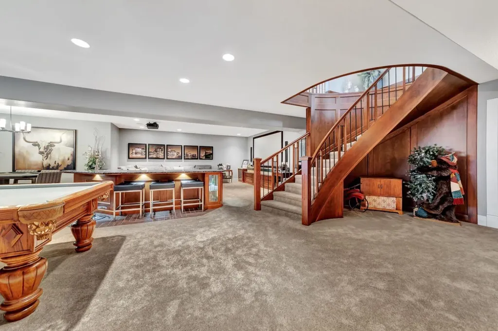 1125 16 Street Wainwright AB T9W 1E5
