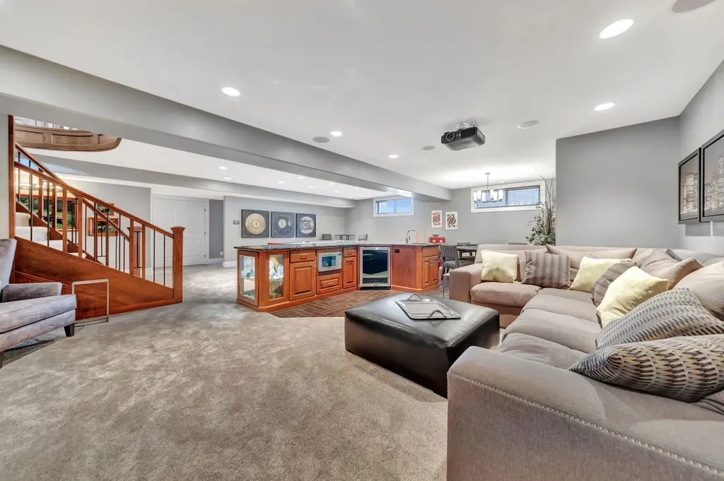 1125 16 Street Wainwright AB T9W 1E5