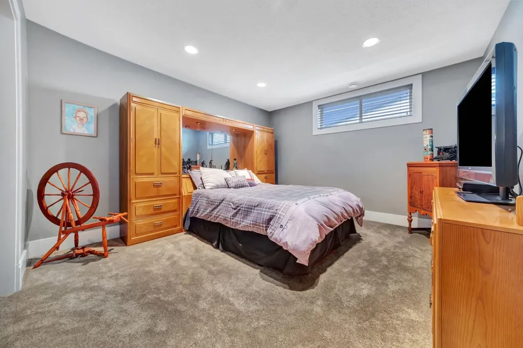 1125 16 Street Wainwright AB T9W 1E5