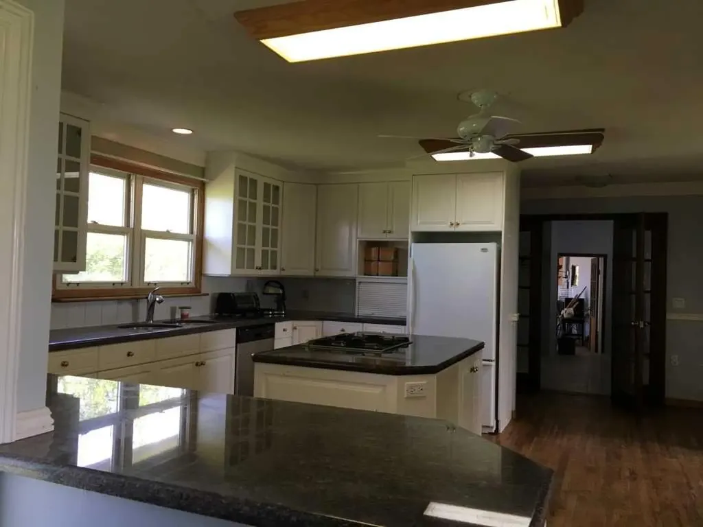 16909 104 Street SE Calgary AB T3S 0A8