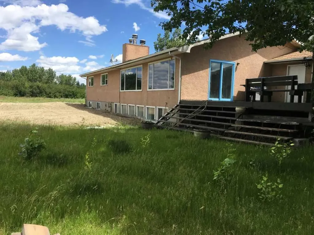16909 104 Street SE Calgary AB T3S 0A8