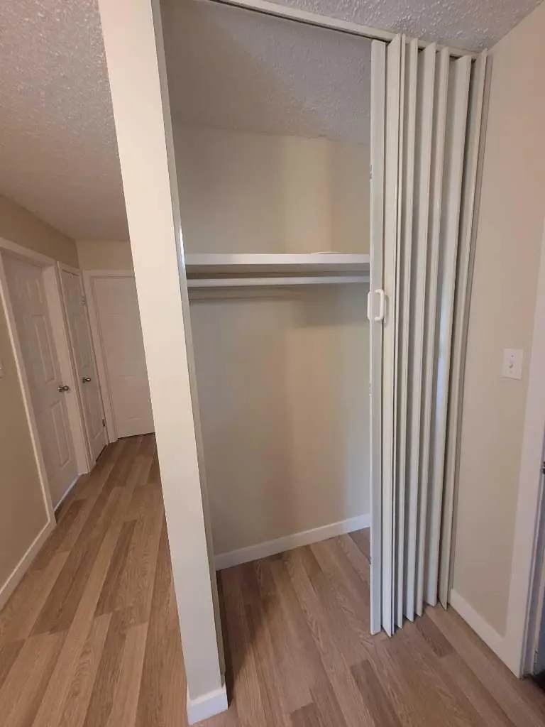 114 Mount Pleasant Drive Camrose AB T4V 2M7