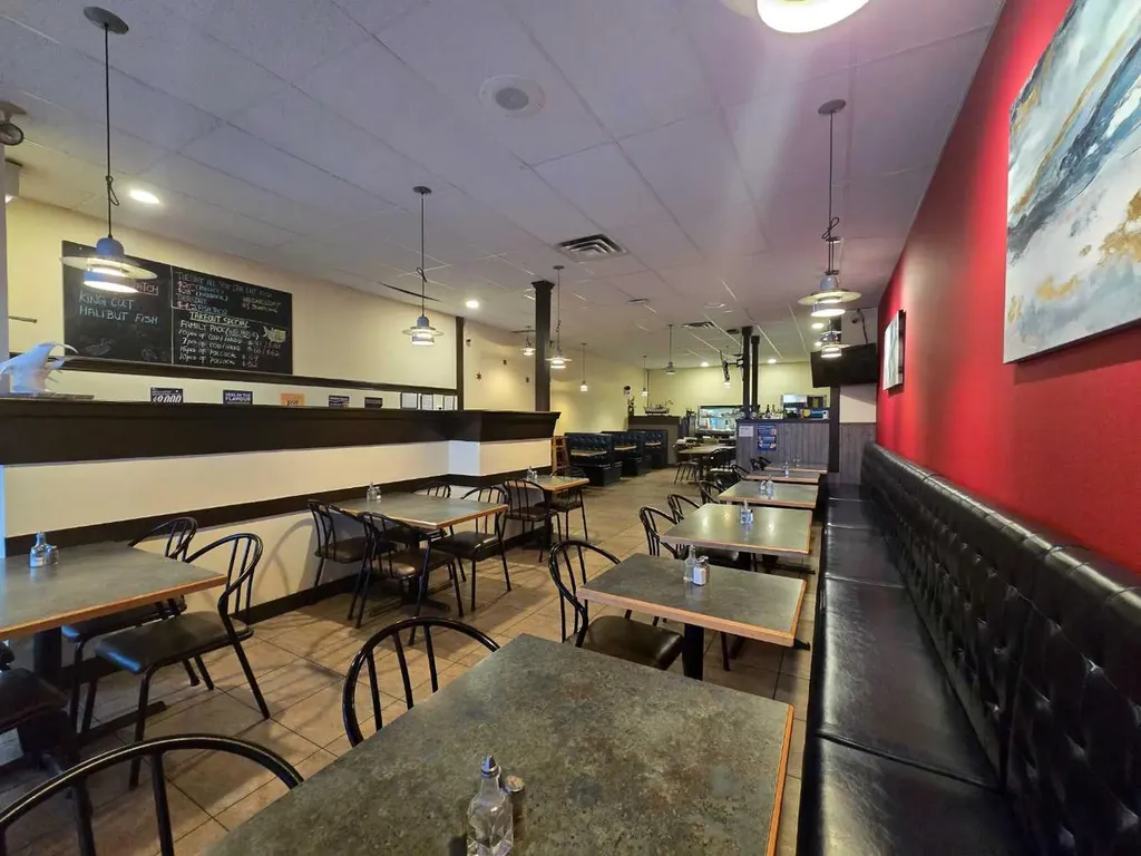 2120 Crowchild Trail NW Calgary AB T2m3Y7
