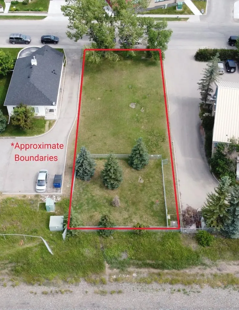 313 First Street E Cochrane AB T4C 1C7