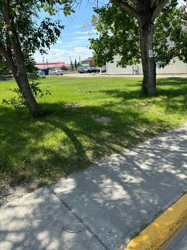 313 First Street E Cochrane AB T4C 1C7