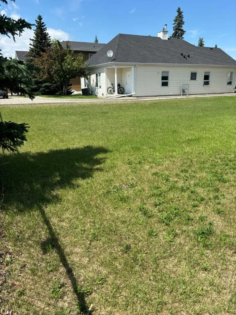 313 First Street E Cochrane AB T4C 1C7