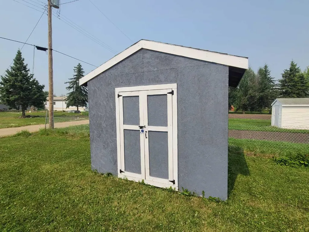 10006 100 Street Nampa AB T0H 2R0
