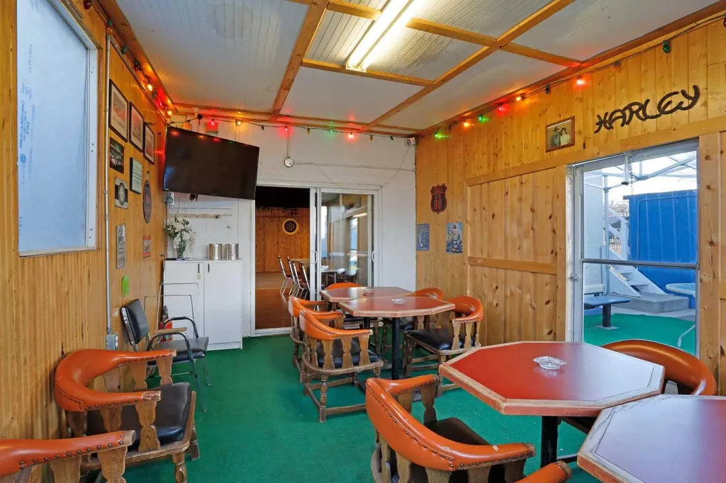 221 Centre Street Tilley AB T0J 3K0