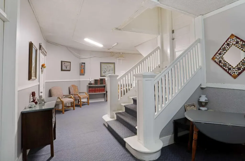 221 Centre Street Tilley AB T0J 3K0