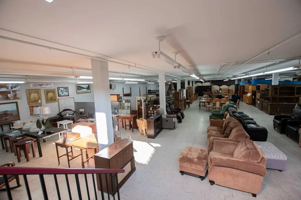 10012 100 Avenue Grande Prairie AB T8V 0V3
