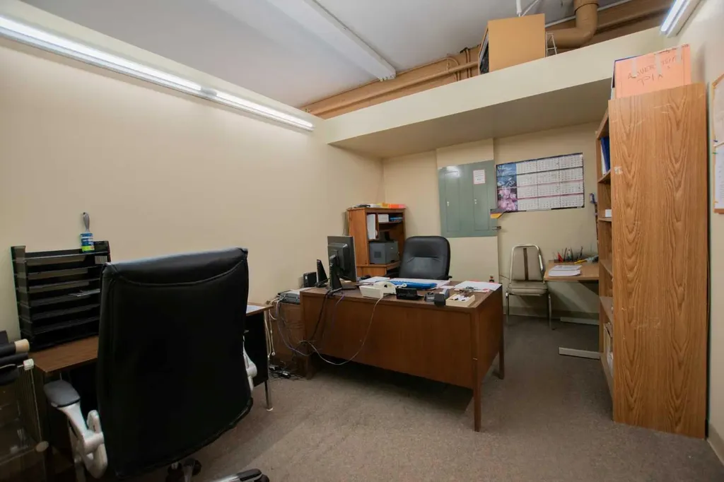 10012 100 Avenue Grande Prairie AB T8V 0V3