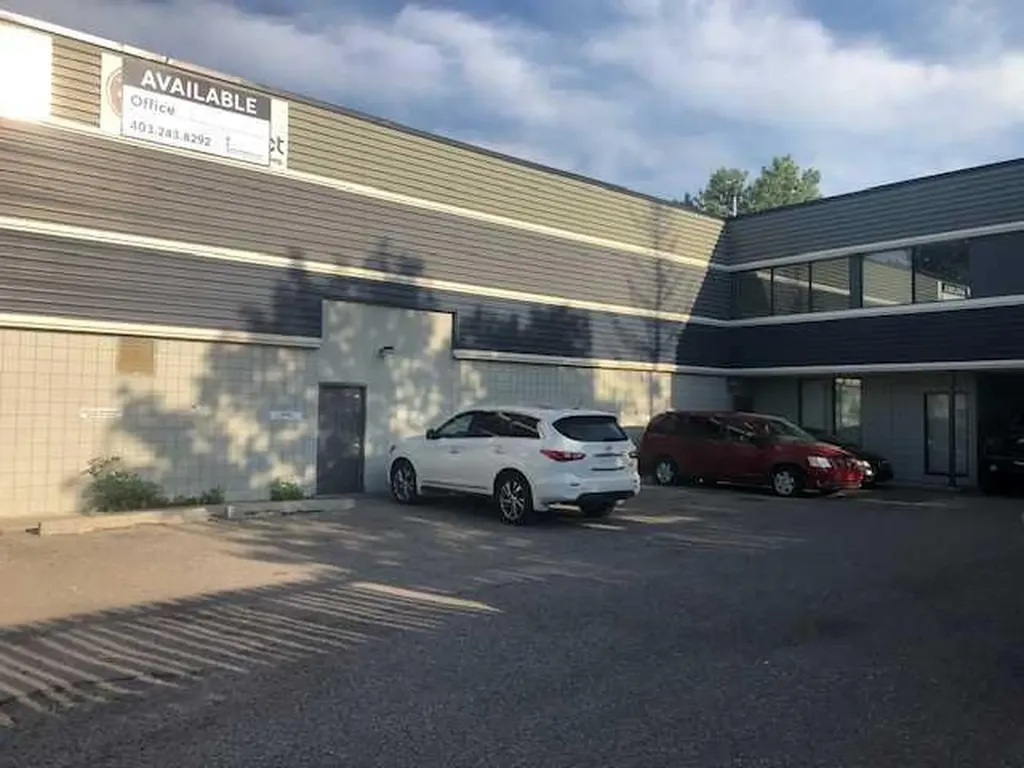 4015 1st Street SE Calgary AB T2G4X7