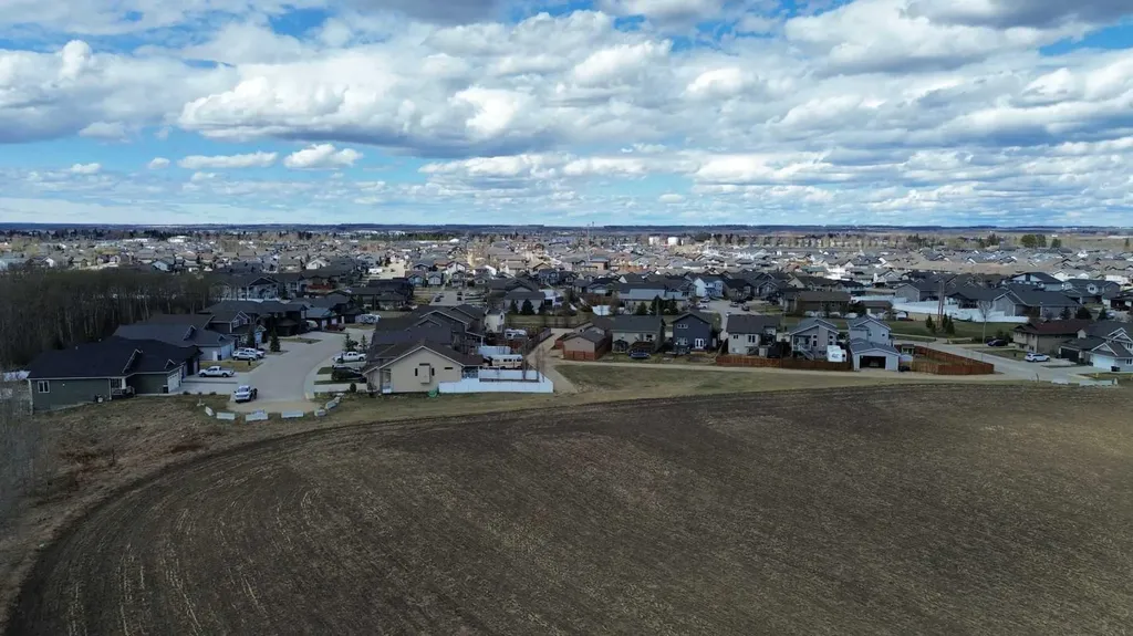 0 Coachill Street Blackfalds AB T0M 0J0