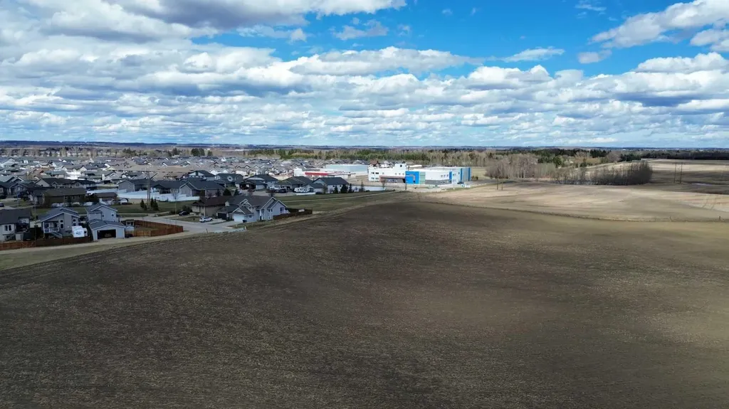0 Coachill Street Blackfalds AB T0M 0J0