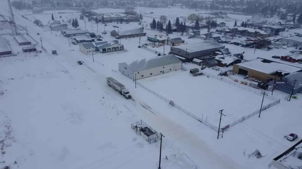 838 1 Avenue Wainwright AB T9W 1S3