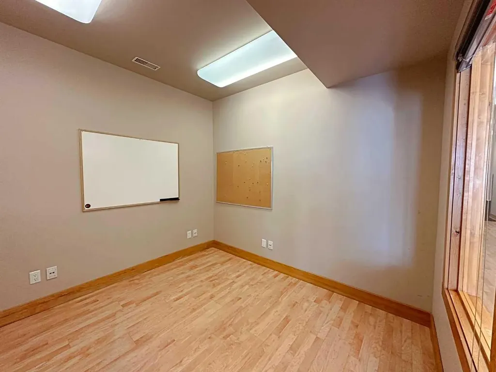 380 Mackenzie Boulevard Fort Mcmurray AB T9H 4C4