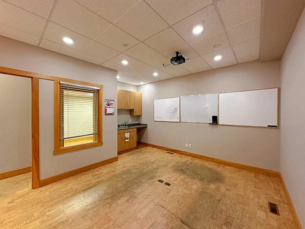 380 Mackenzie Boulevard Fort Mcmurray AB T9H 4C4