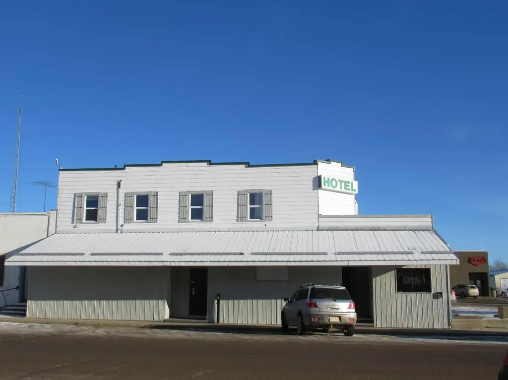 50 Street Eckville AB T0M 0X0
