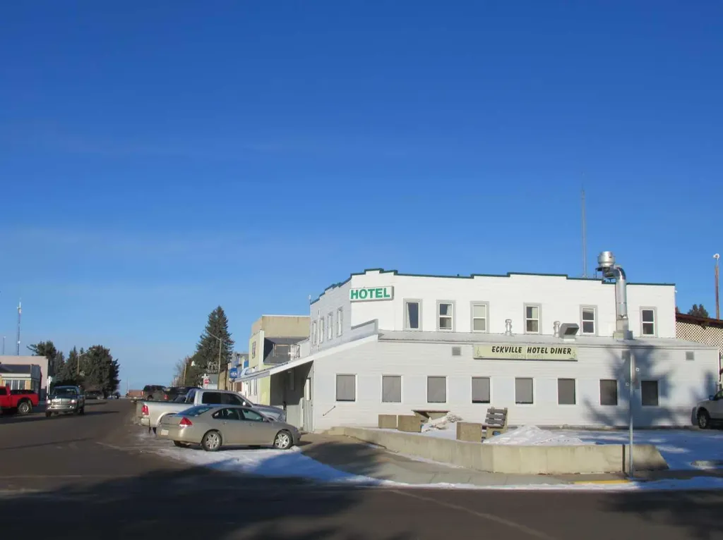 50 Street Eckville AB T0M 0X0