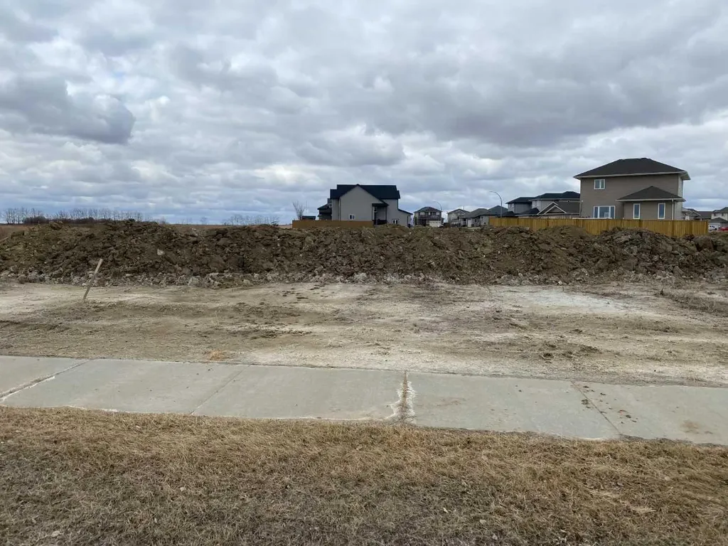 3712 Marler Drive Camrose AB T4V 5E4