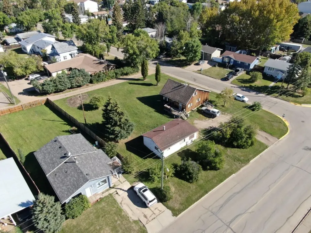 44 Street High Prairie AB T0G 1E0