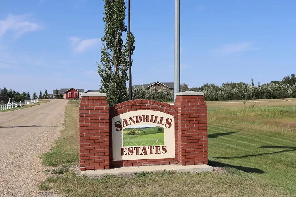 253050 Township Road 424 Rural Ponoka County AB T4J 1R1