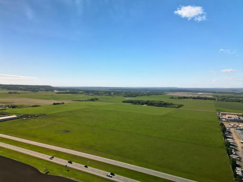 Twp Road 245 And Rr 32 Rural Rocky View County AB T3Z 2E4