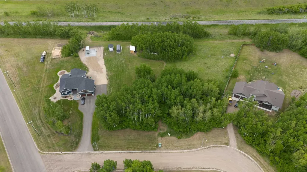 Lot 8 44 Avenue Close Alix AB T0C 0B0