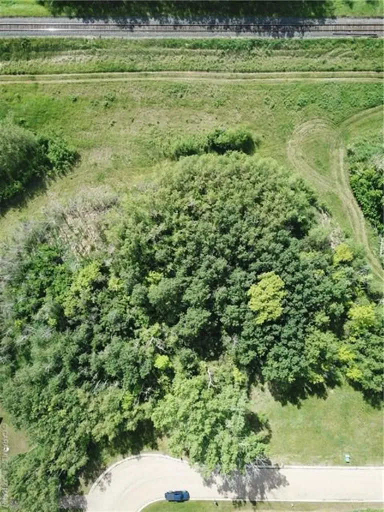 Lot 5 44 Avenue Close Alix AB T0C 0B0