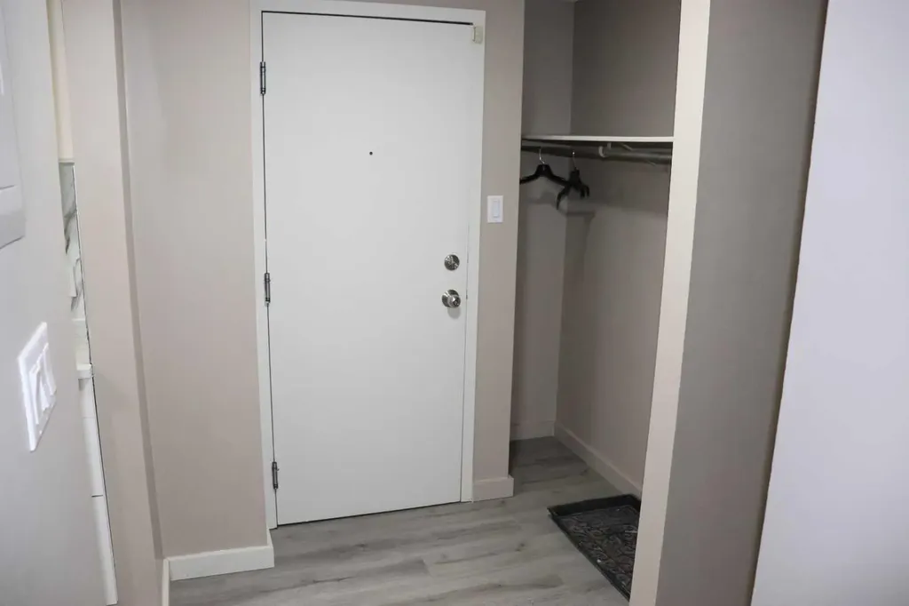 506 41 Street Edson AB T7E 1A2