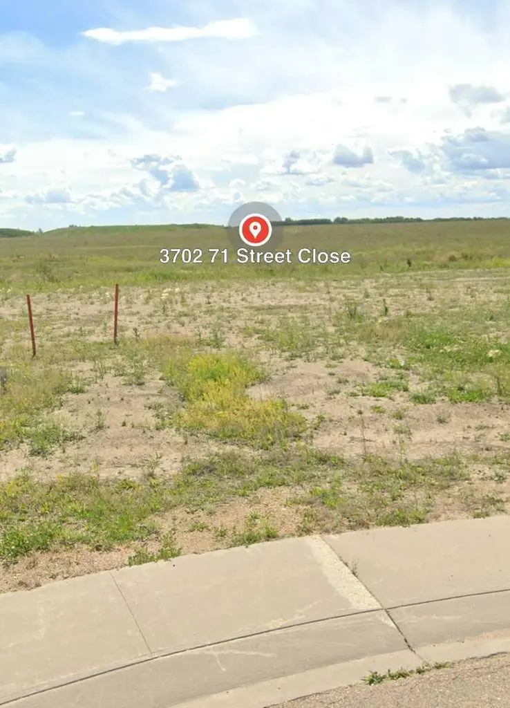 3702 71 Street Close Camrose AB T4V 5A9