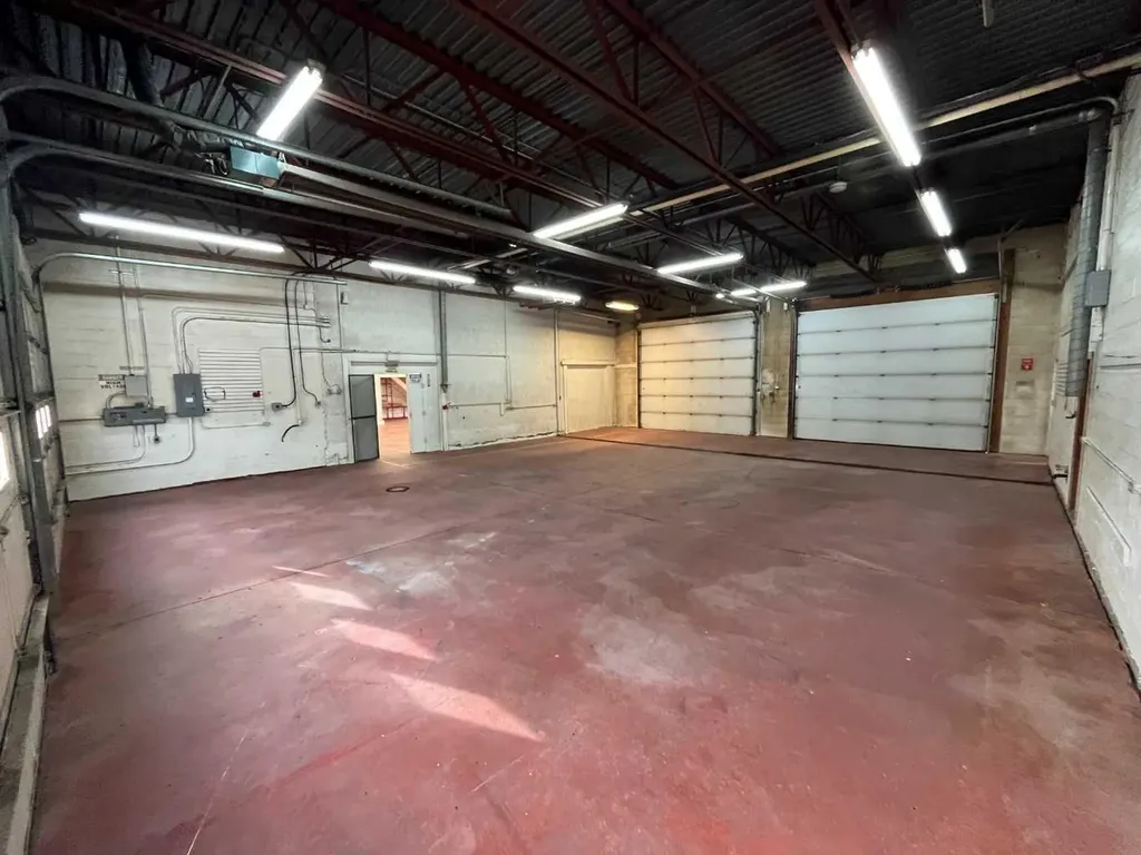 3624 36 Avenue Whitecourt AB T7S 1N9