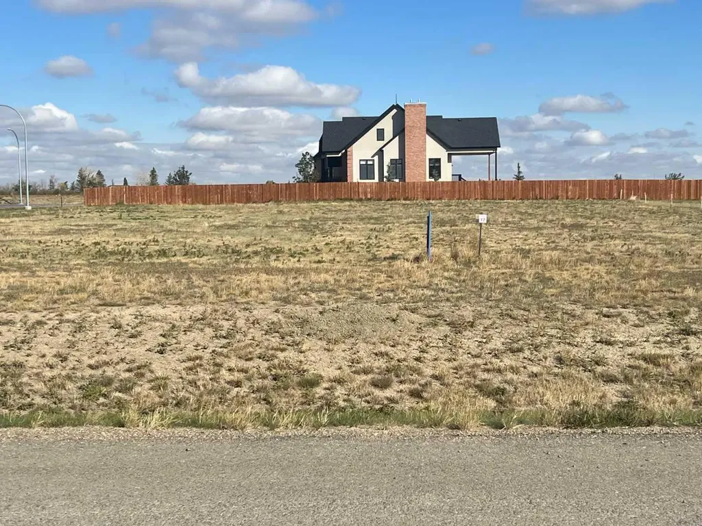 5 Edgemoor Way W Rural Lethbridge County AB T1J 5R6