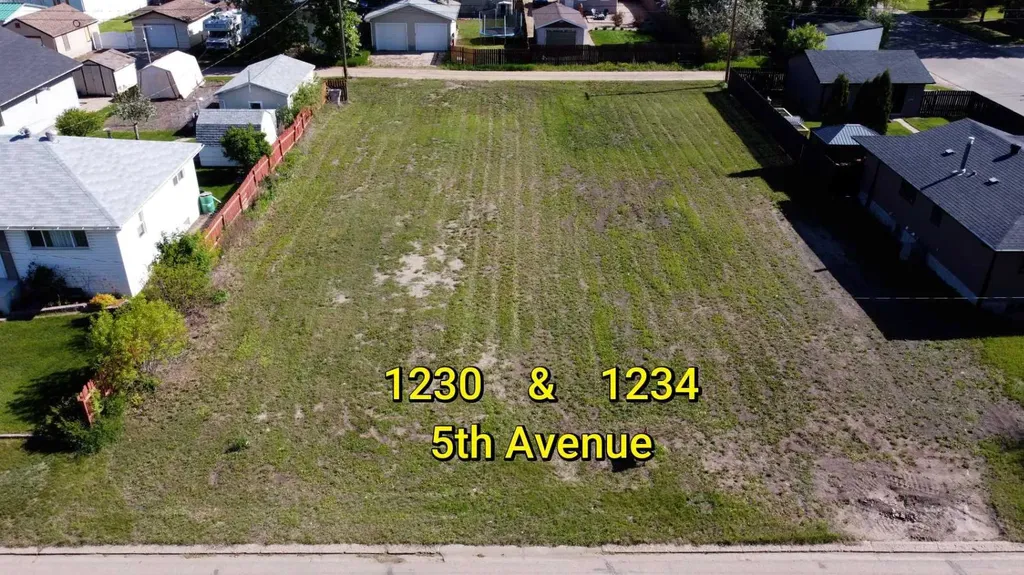 1230 & 1234 5 Avenue Wainwright AB T9W 1L8