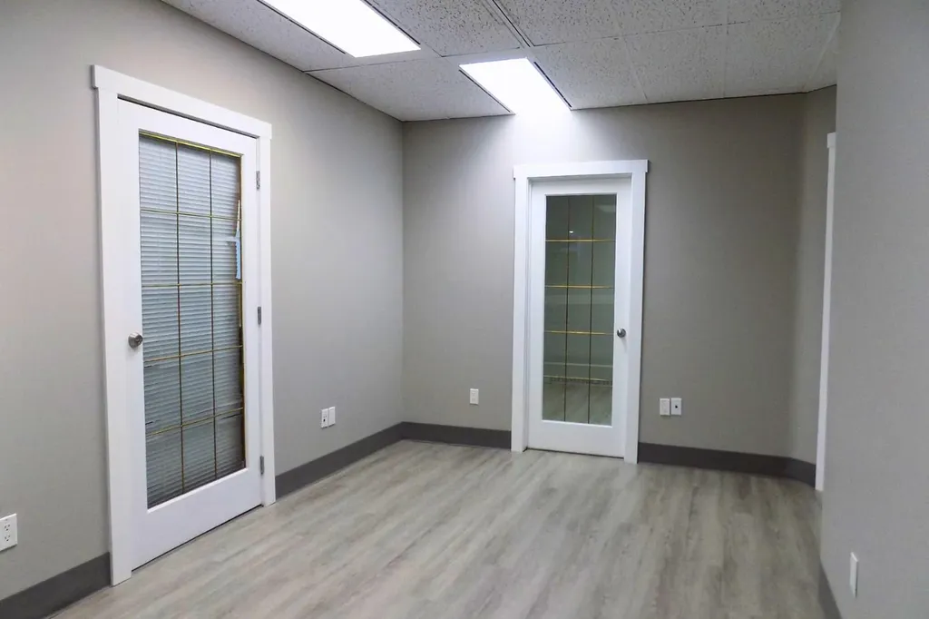 9804 100 Avenue Grande Prairie AB T8V 0T8